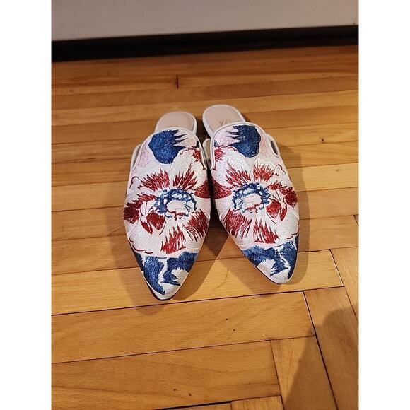 J.Crew Pointed-Toe Mule Slides Floral Navy Blue Pink Red Size 6.5 - Picture 2 of 5